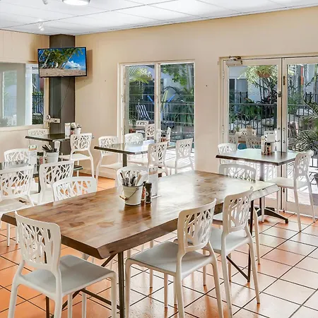 Coral Tree Inn-3